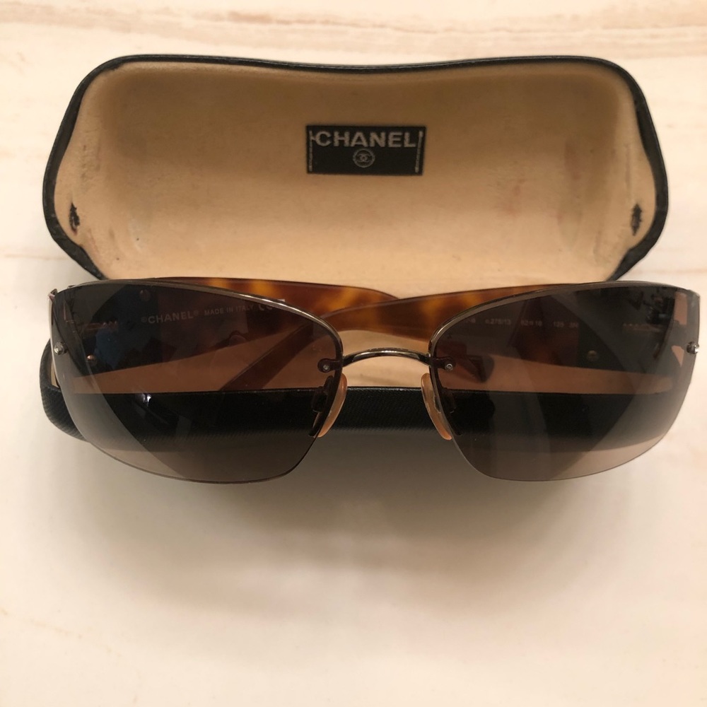 Chanel sunglasses with Crystal CC logo (vintage)